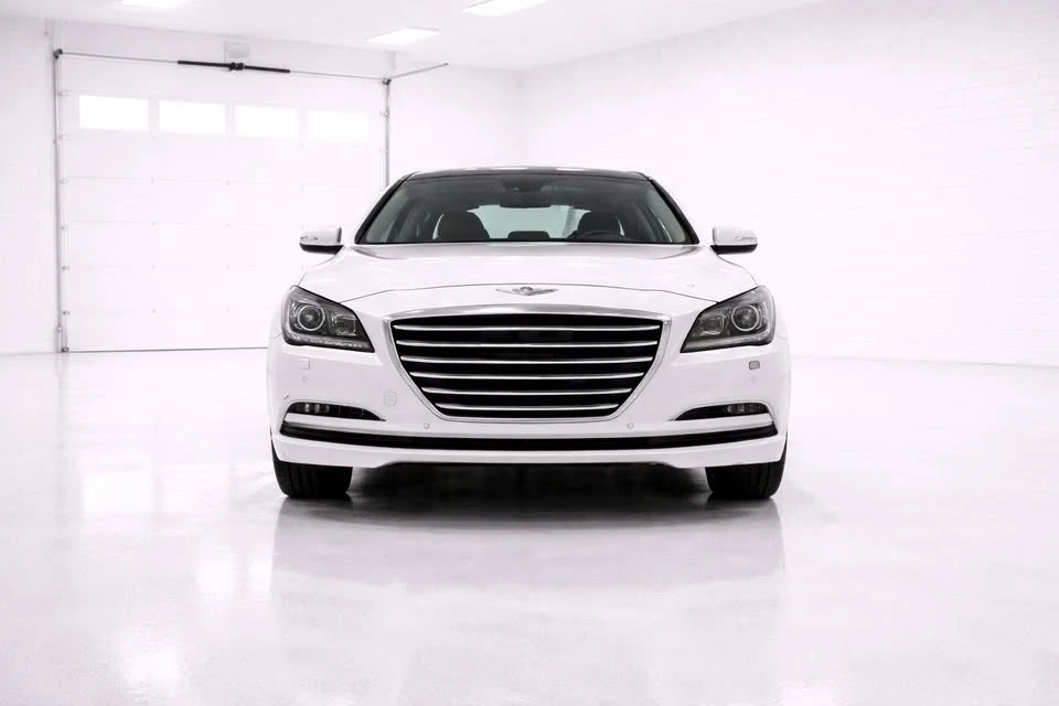 2015 Hyundai Genesis - Image 6 of 13