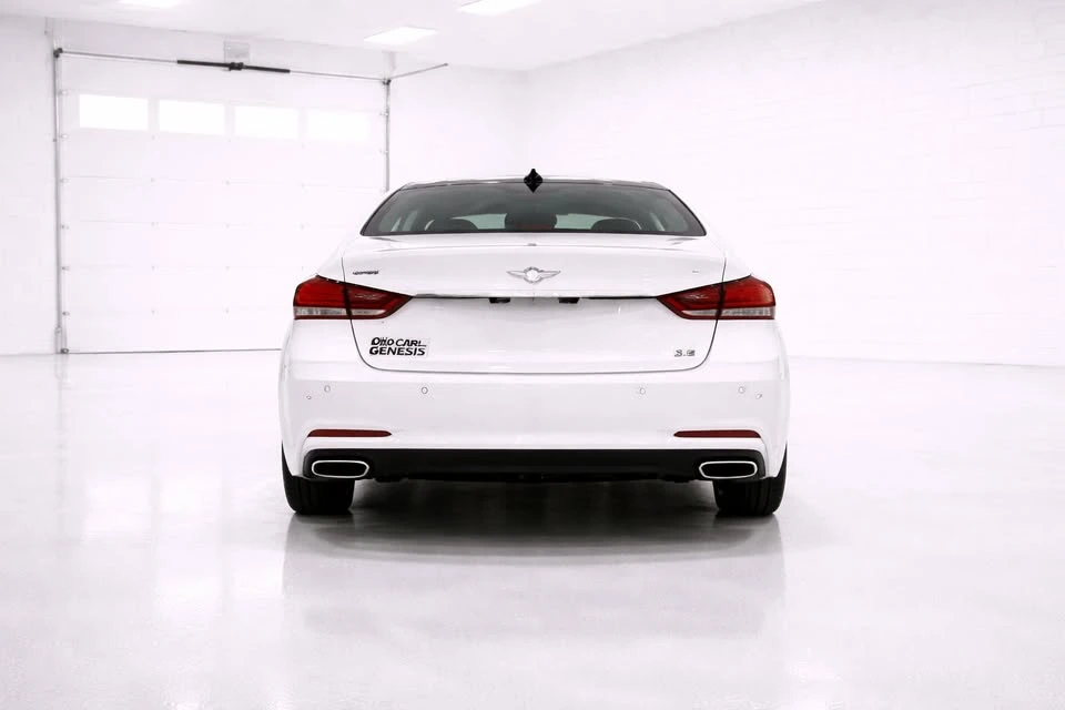 2015 Hyundai Genesis - Image 4 of 13