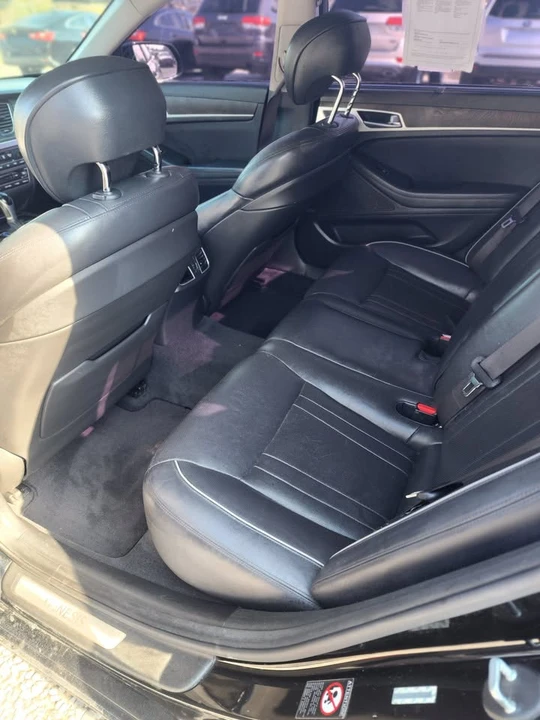 2015 Hyundai Genesis - Image 12 of 12