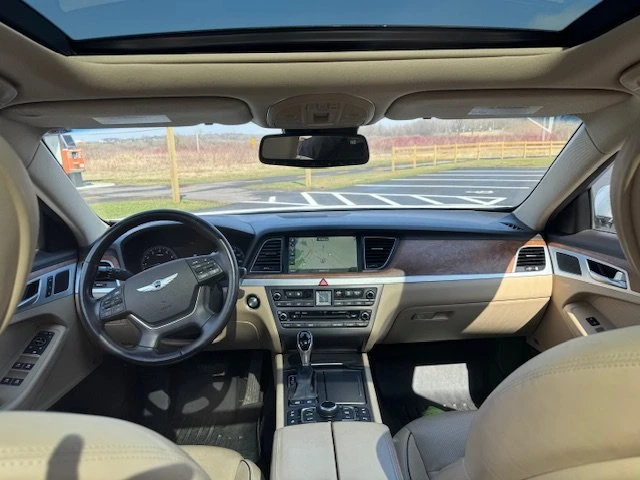 2015 Hyundai Genesis - Image 5 of 19