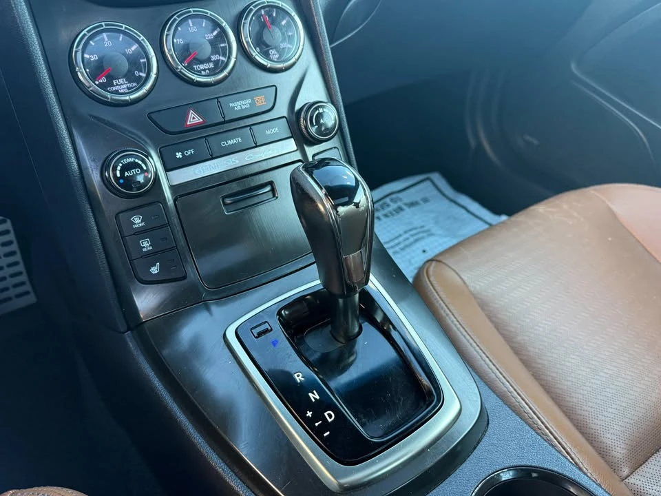 2015 Hyundai Genesis - Image 16 of 16