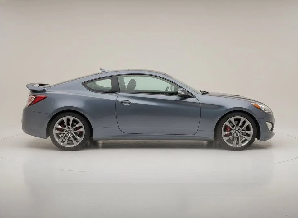 2015 Hyundai Genesis - Image 6 of 16