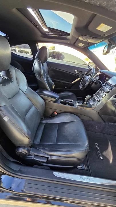 2015 Hyundai Genesis Coupe - Image 7 of 17