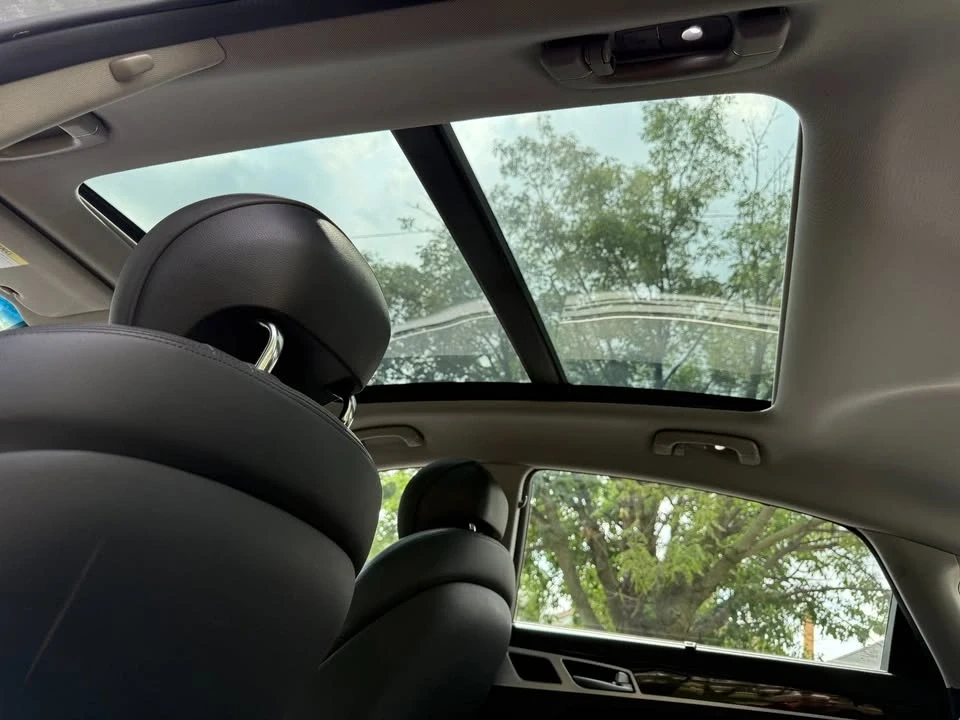 2015 Hyundai Genesis - Image 16 of 18
