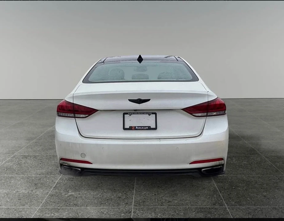 2015 Hyundai Genesis - Image 4 of 8