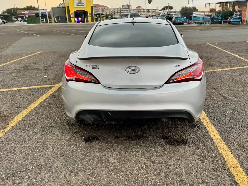 2015 Hyundai Genesis Coupe - Image 5 of 7