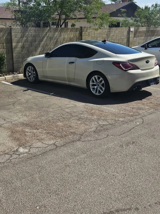 2015 Hyundai Genesis Coupe - Image 5 of 7