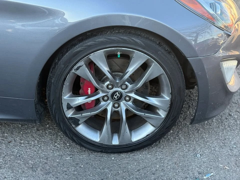 2015 Hyundai Genesis Coupe - Image 12 of 20