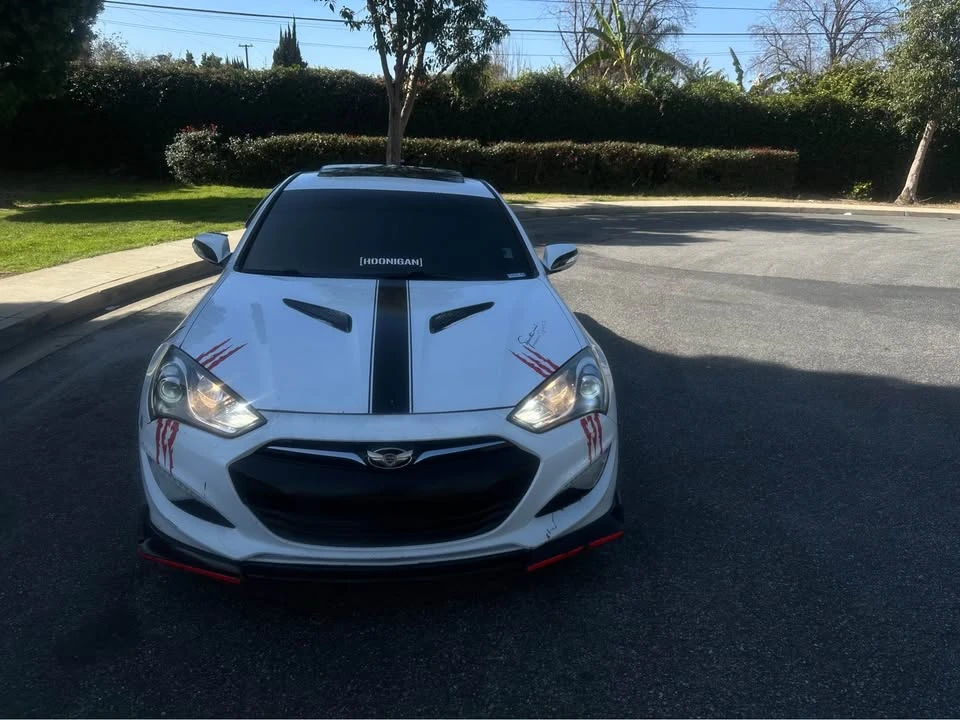 2015 Hyundai Genesis Coupe - Image 5 of 15