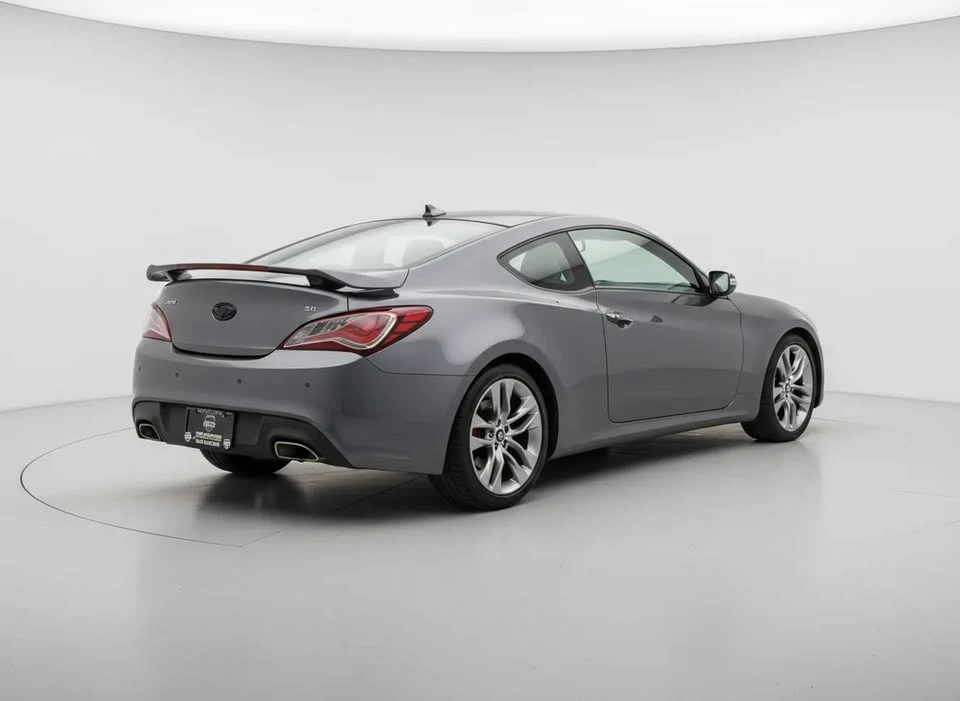 2015 Hyundai Genesis Coupe - Image 9 of 20