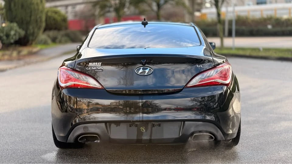 2015 Hyundai Genesis Coupe - Image 4 of 12
