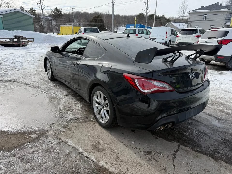 2015 Hyundai Genesis Coupe - Image 3 of 5