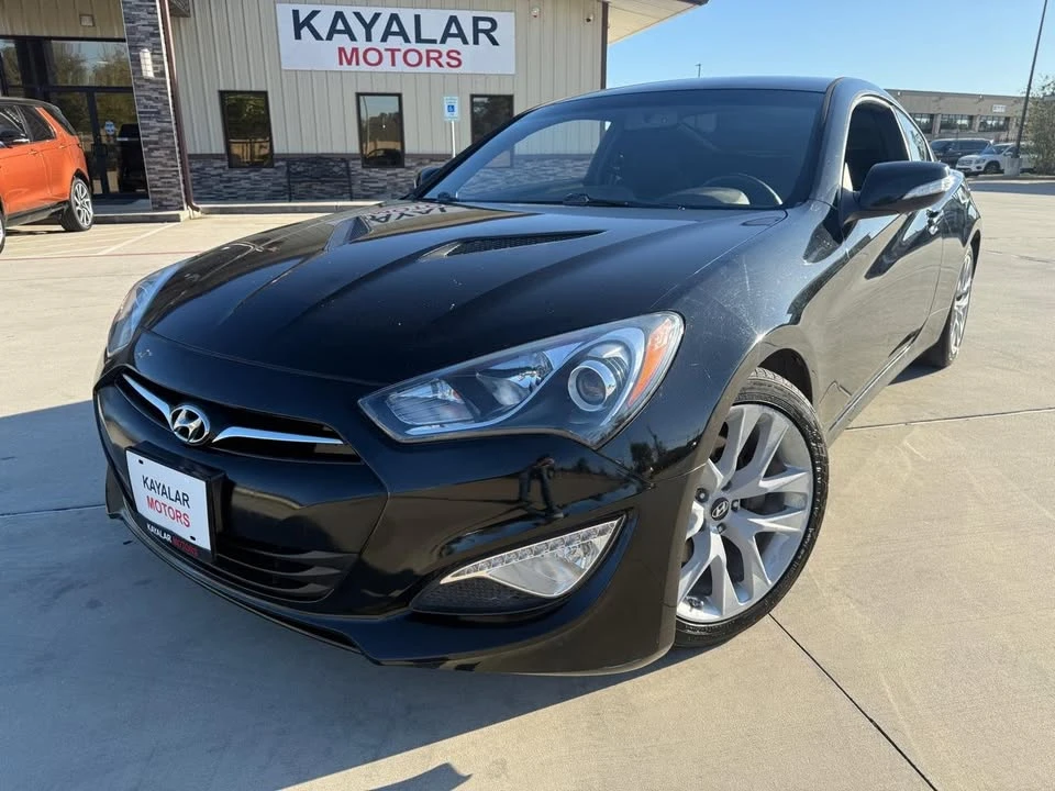 2015 Hyundai Genesis Coupe - Image 2 of 14