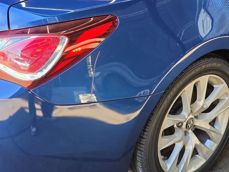 2015 Hyundai Genesis Coupe - Image 18 of 20