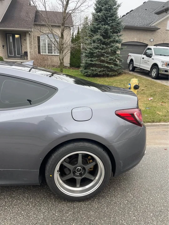 2015 Hyundai Genesis Coupe - Image 2 of 13