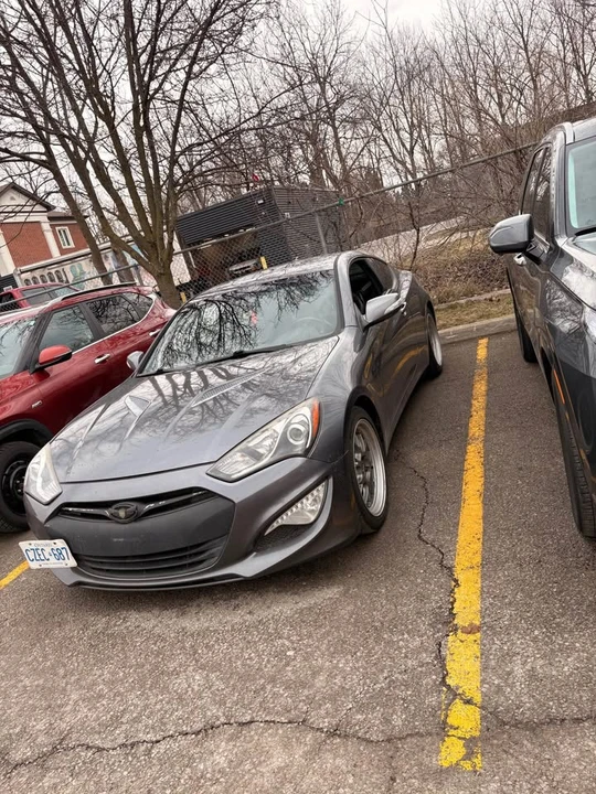 2015 Hyundai Genesis Coupe - Image 12 of 13