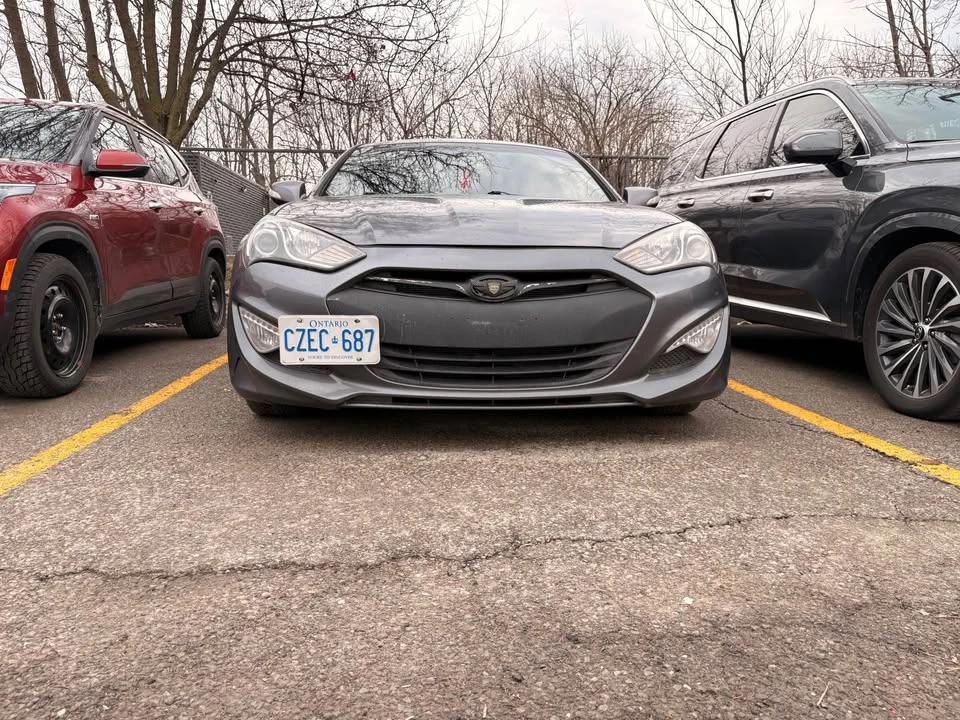 2015 Hyundai Genesis Coupe - Image 8 of 13