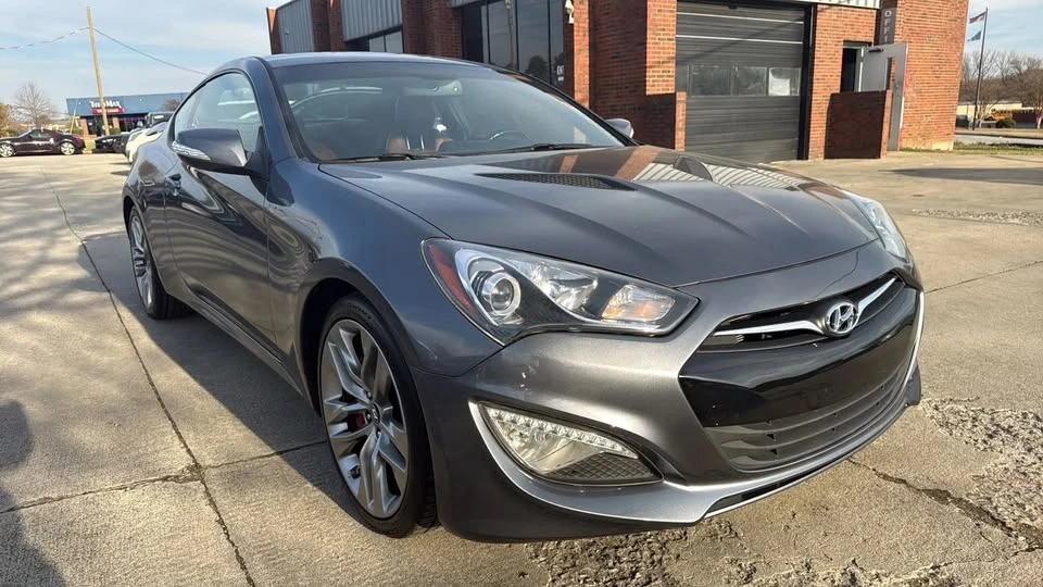 2015 Hyundai Genesis Coupe - Image 7 of 20