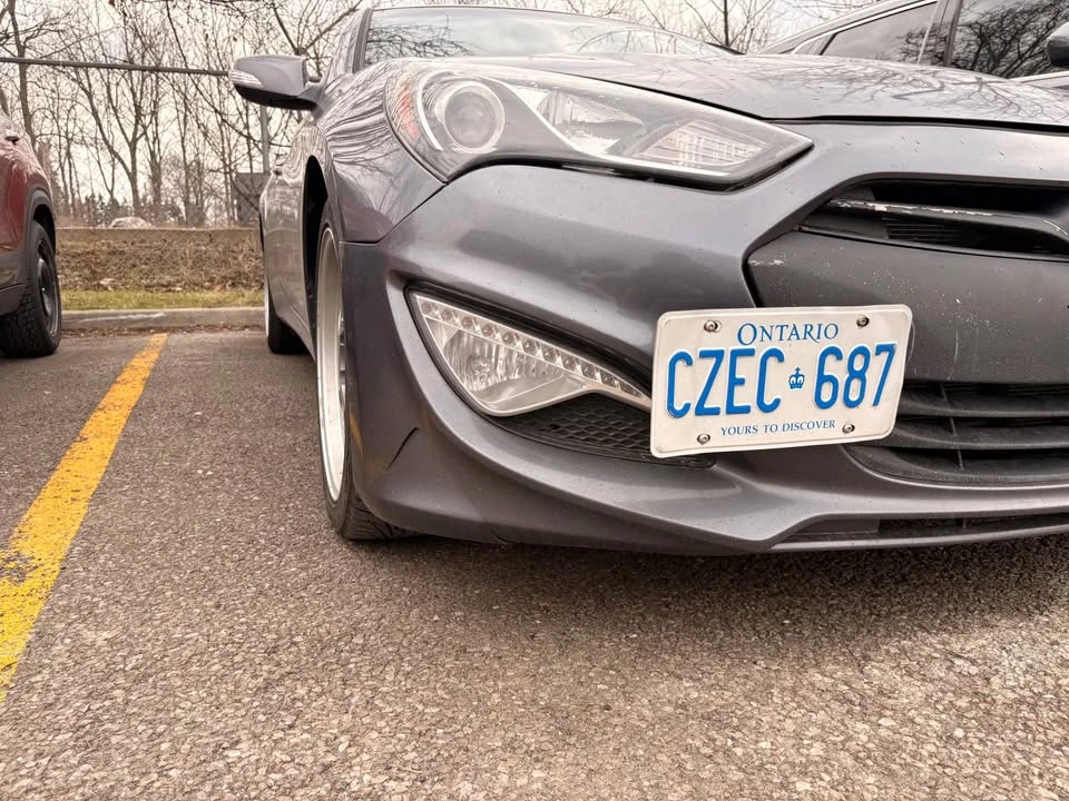 2015 Hyundai Genesis Coupe - Image 9 of 13