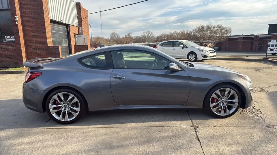 2015 Hyundai Genesis Coupe - Image 6 of 20