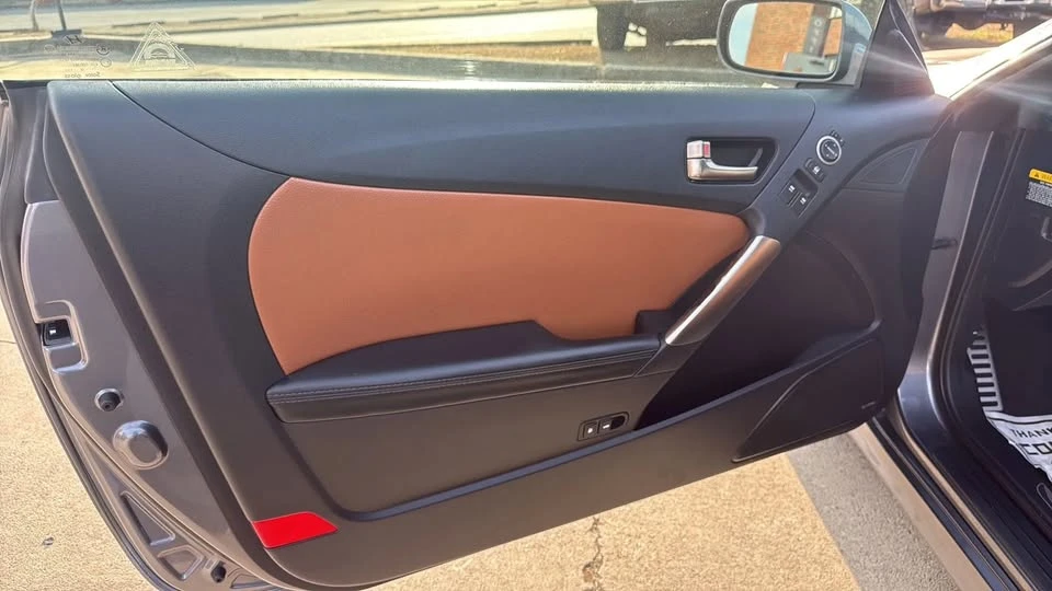 2015 Hyundai Genesis Coupe - Image 13 of 20