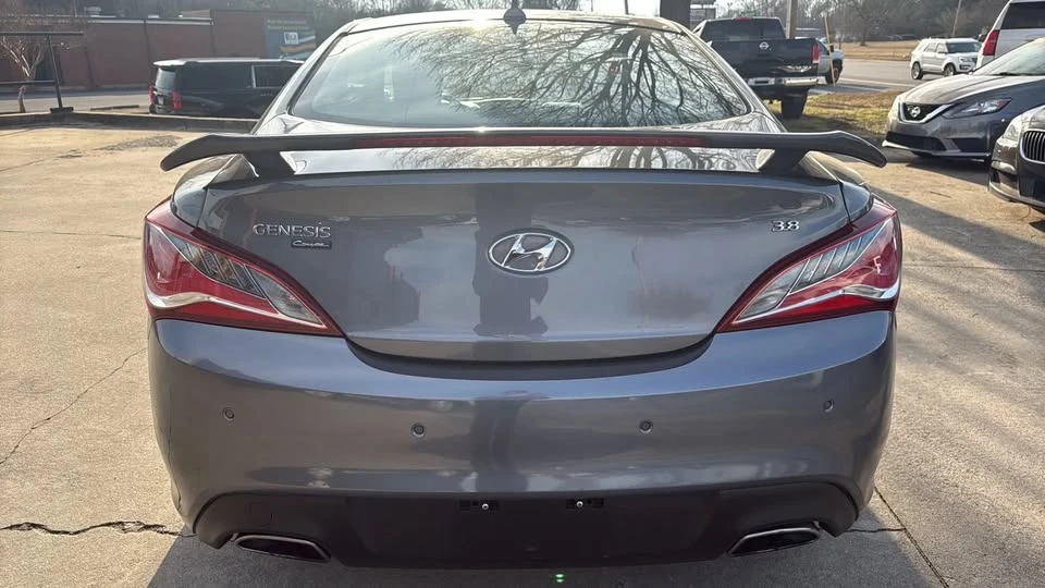 2015 Hyundai Genesis Coupe - Image 4 of 20