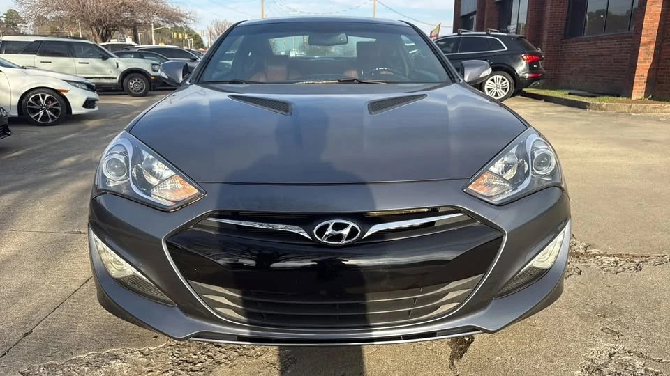 2015 Hyundai Genesis Coupe - Image 8 of 20