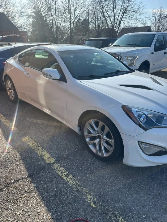 2015 Hyundai Genesis Coupe - Image 3 of 6
