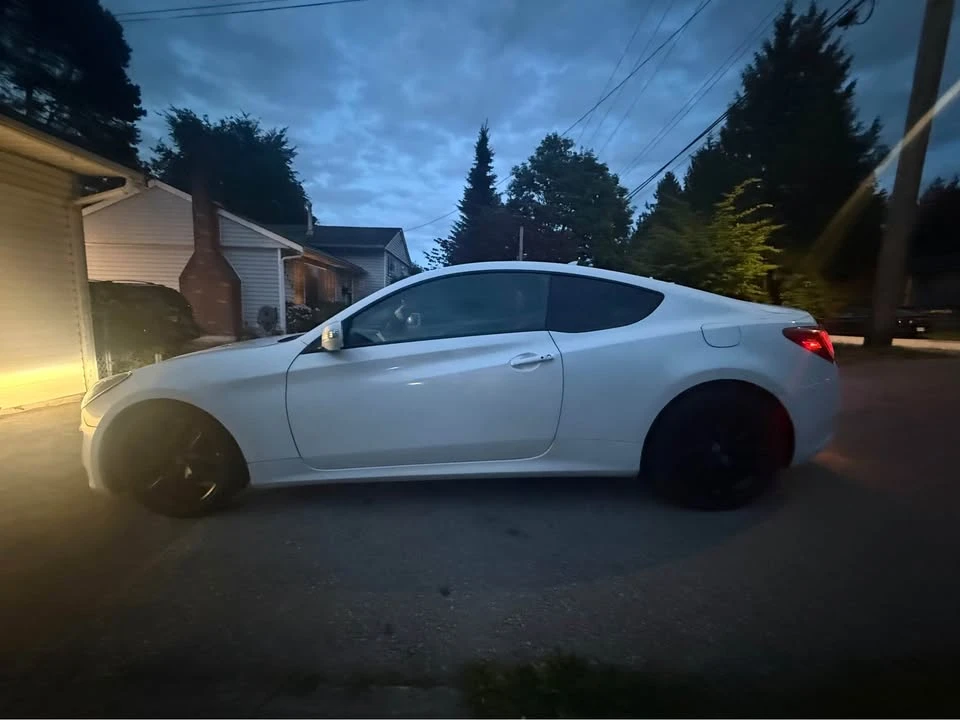 2015 Hyundai Genesis Coupe - Image 3 of 9