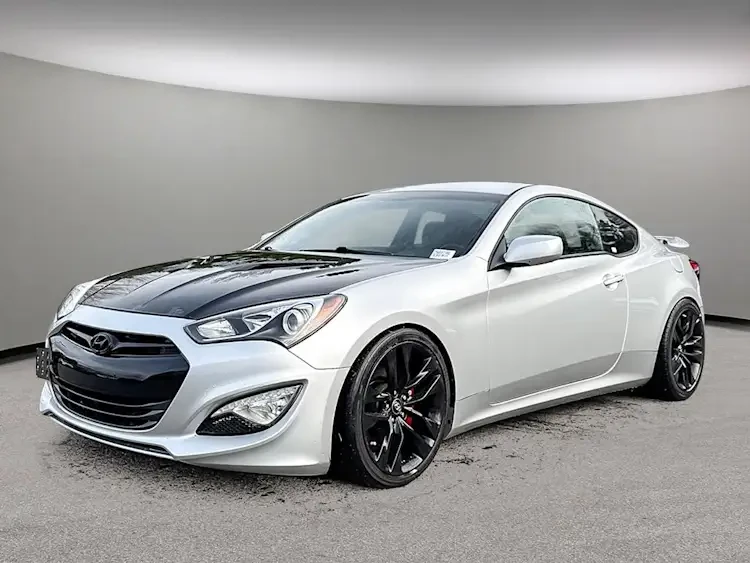 2015 Hyundai Genesis Coupe - Image 2 of 8