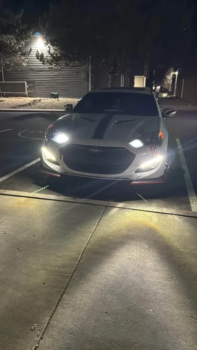 2015 Hyundai Genesis Coupe - Image 6 of 10