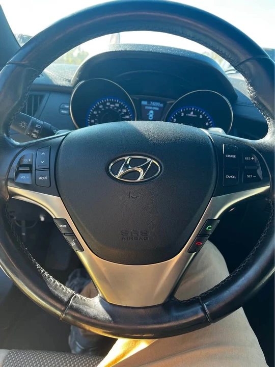 2015 Hyundai Genesis Coupe - Image 11 of 11