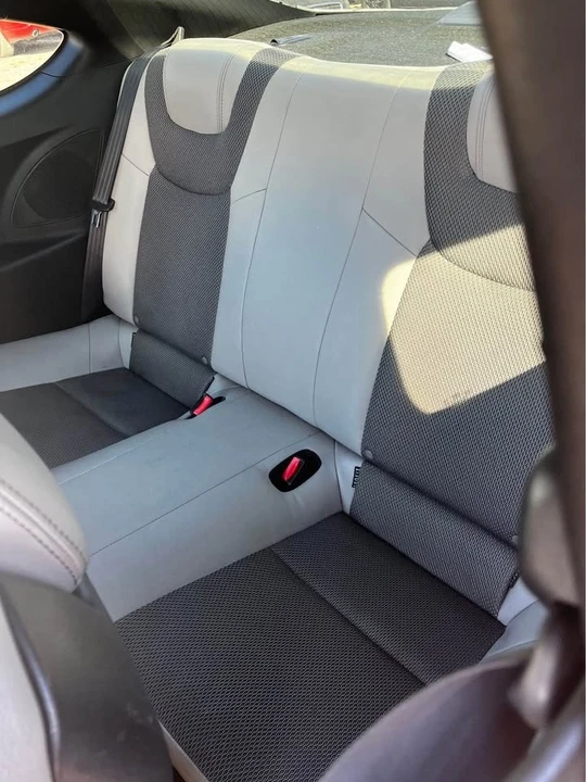 2015 Hyundai Genesis Coupe - Image 7 of 11