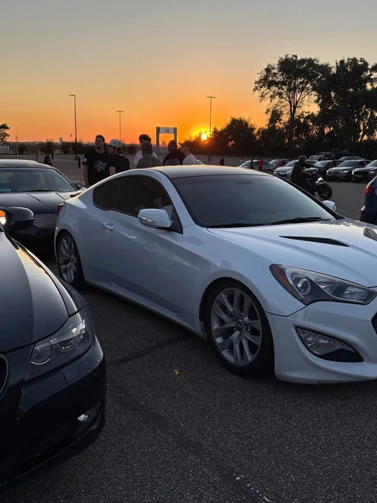 2015 Hyundai Genesis Coupe - Image 5 of 7