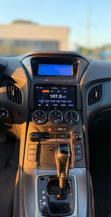 2015 Hyundai Genesis Coupe - Image 14 of 14