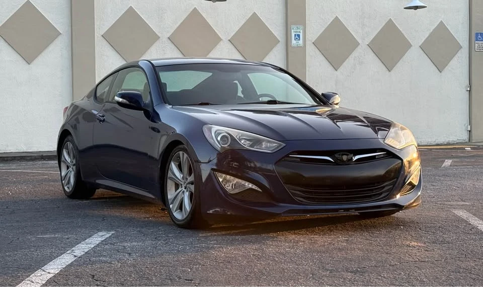 2015 Hyundai Genesis Coupe - Image 6 of 14