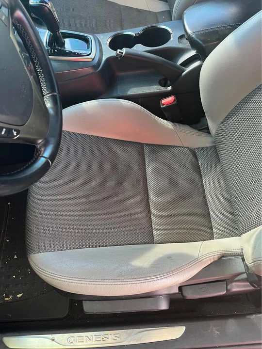 2015 Hyundai Genesis Coupe - Image 14 of 16