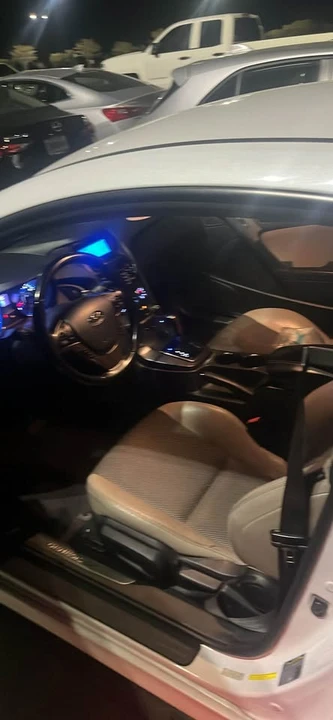 2015 Hyundai Genesis Coupe - Image 3 of 4