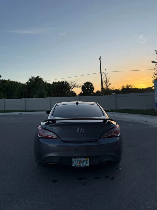 2015 Hyundai Genesis Coupe - Image 7 of 15