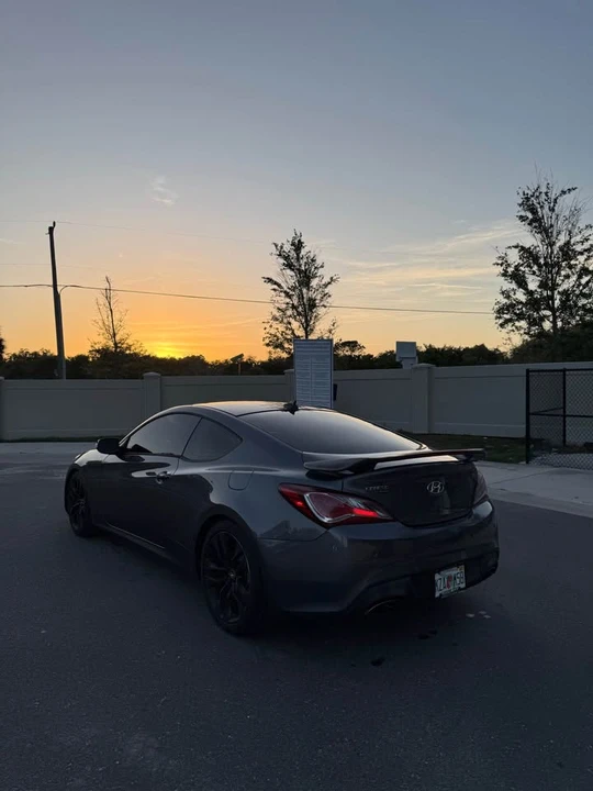 2015 Hyundai Genesis Coupe - Image 6 of 15