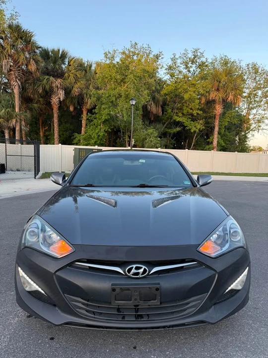 2015 Hyundai Genesis Coupe - Image 5 of 15