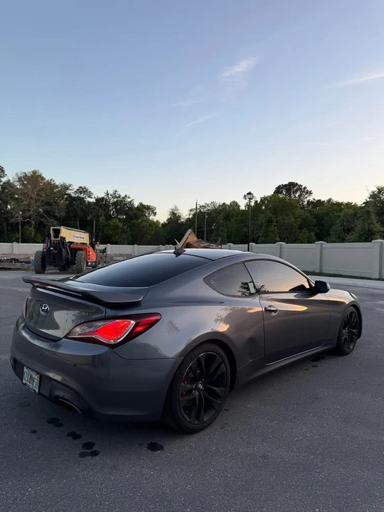 2015 Hyundai Genesis Coupe - Image 8 of 15