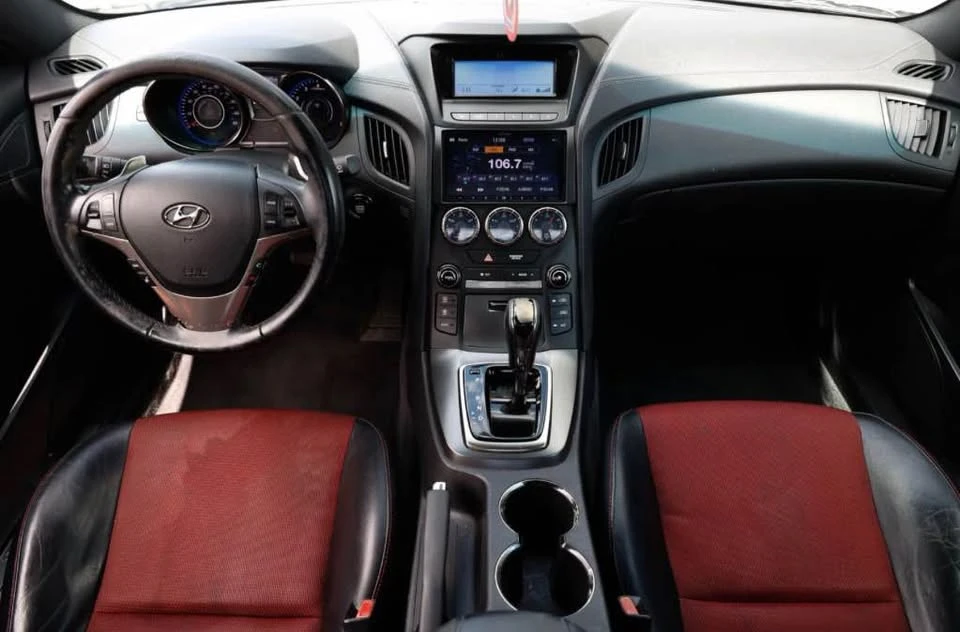 2015 Hyundai Genesis Coupe - Image 2 of 7