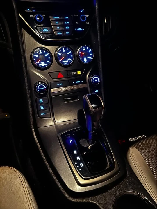 2015 Hyundai Genesis Coupe - Image 8 of 8