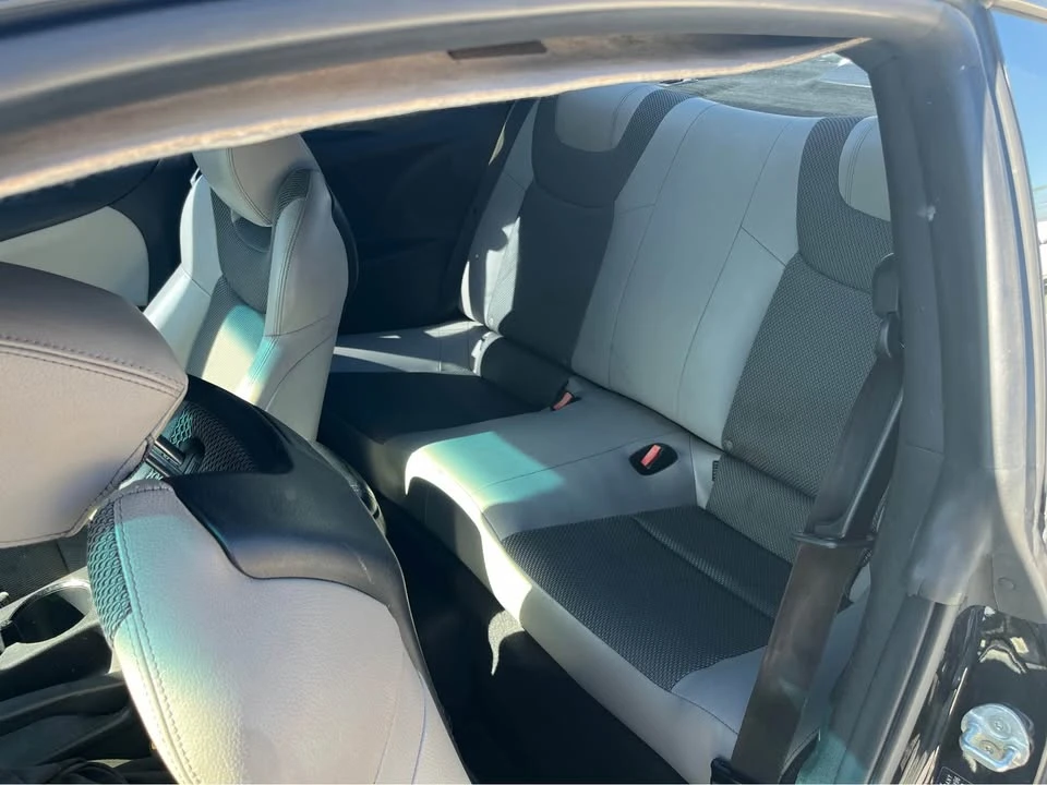 2015 Hyundai Genesis Coupe - Image 5 of 8