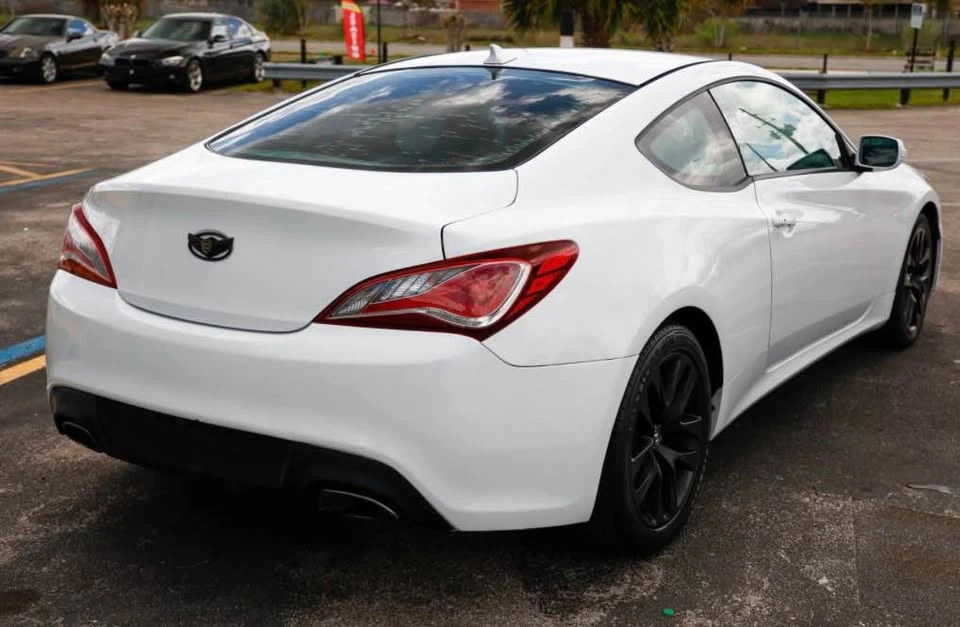 2015 Hyundai Genesis Coupe - Image 4 of 7