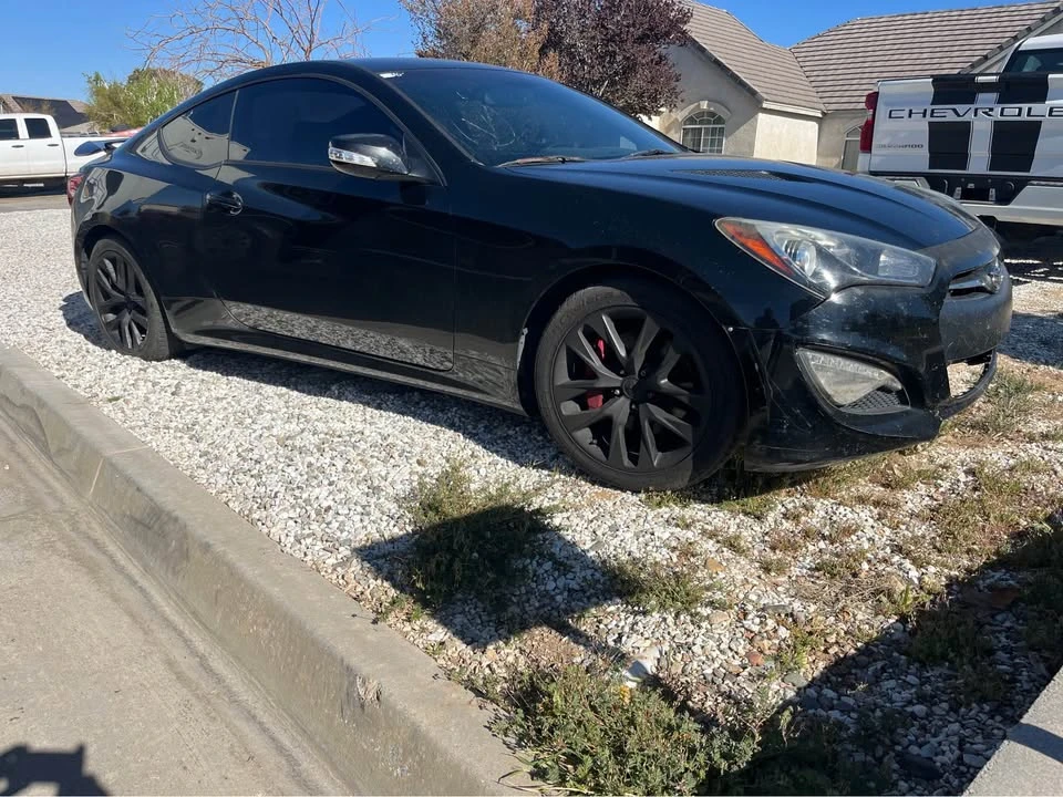 2015 Hyundai Genesis Coupe - Image 2 of 8