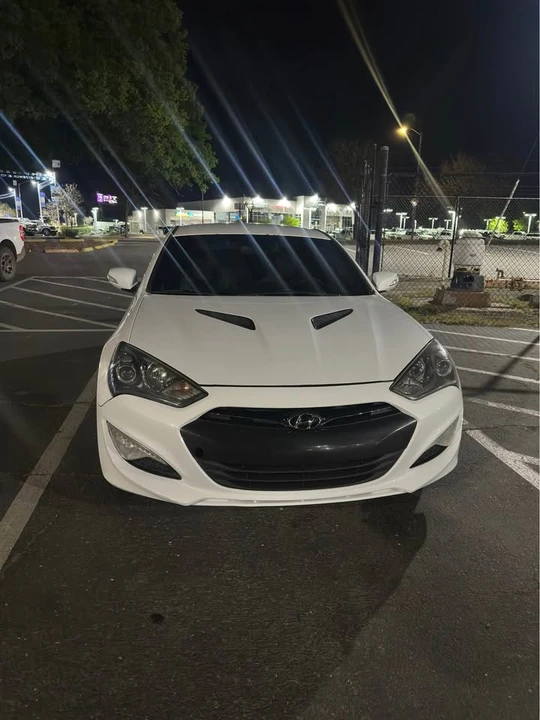 2015 Hyundai Genesis Coupe - Image 3 of 8