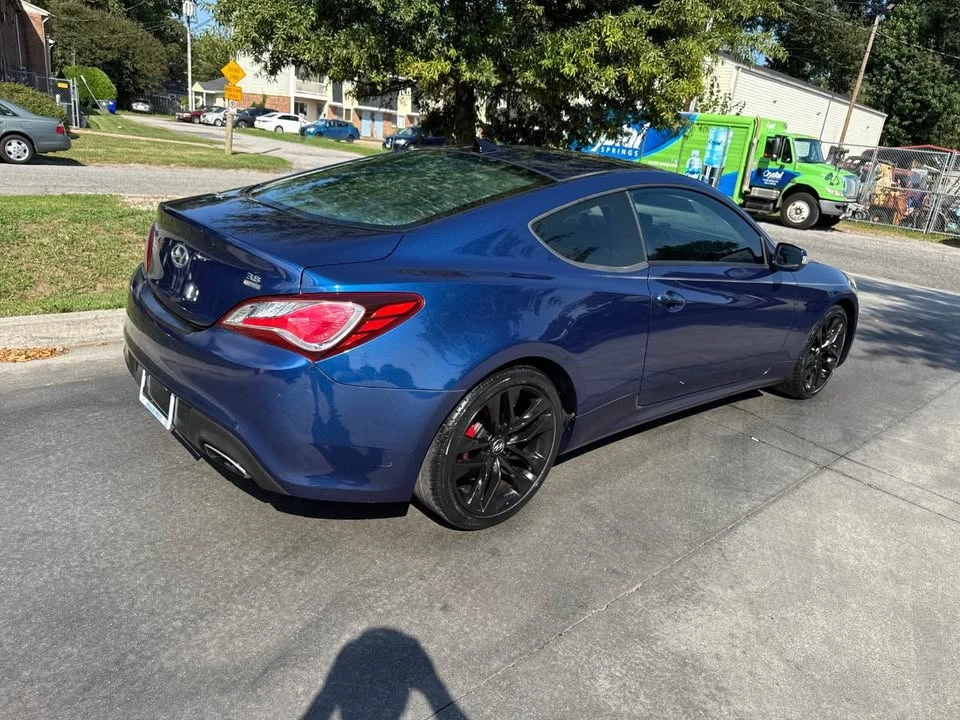 2015 Hyundai Genesis Coupe - Image 8 of 20