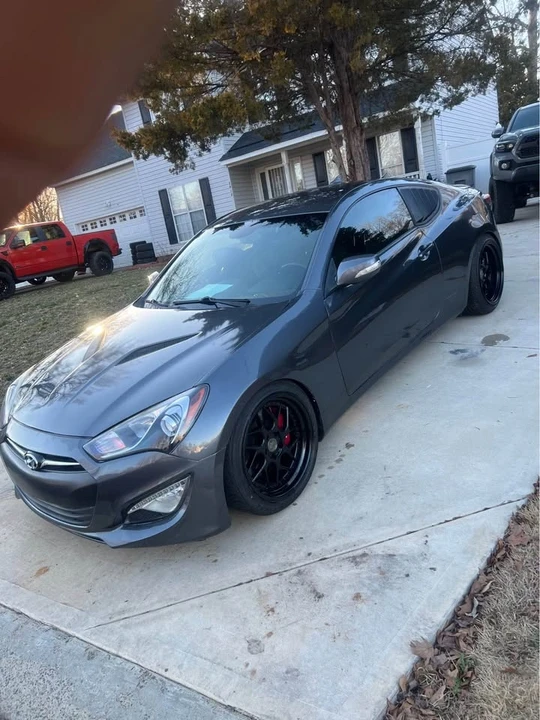 2015 Hyundai Genesis Coupe - Image 3 of 20
